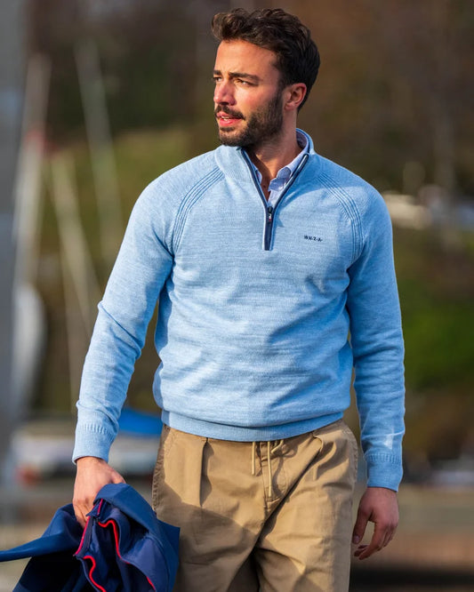 25GN430
Bleu pull en coton à demi-fermeture éclair