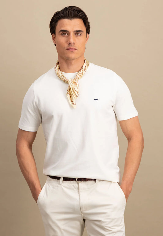 T-shirt casual-fit made of 100% cotton