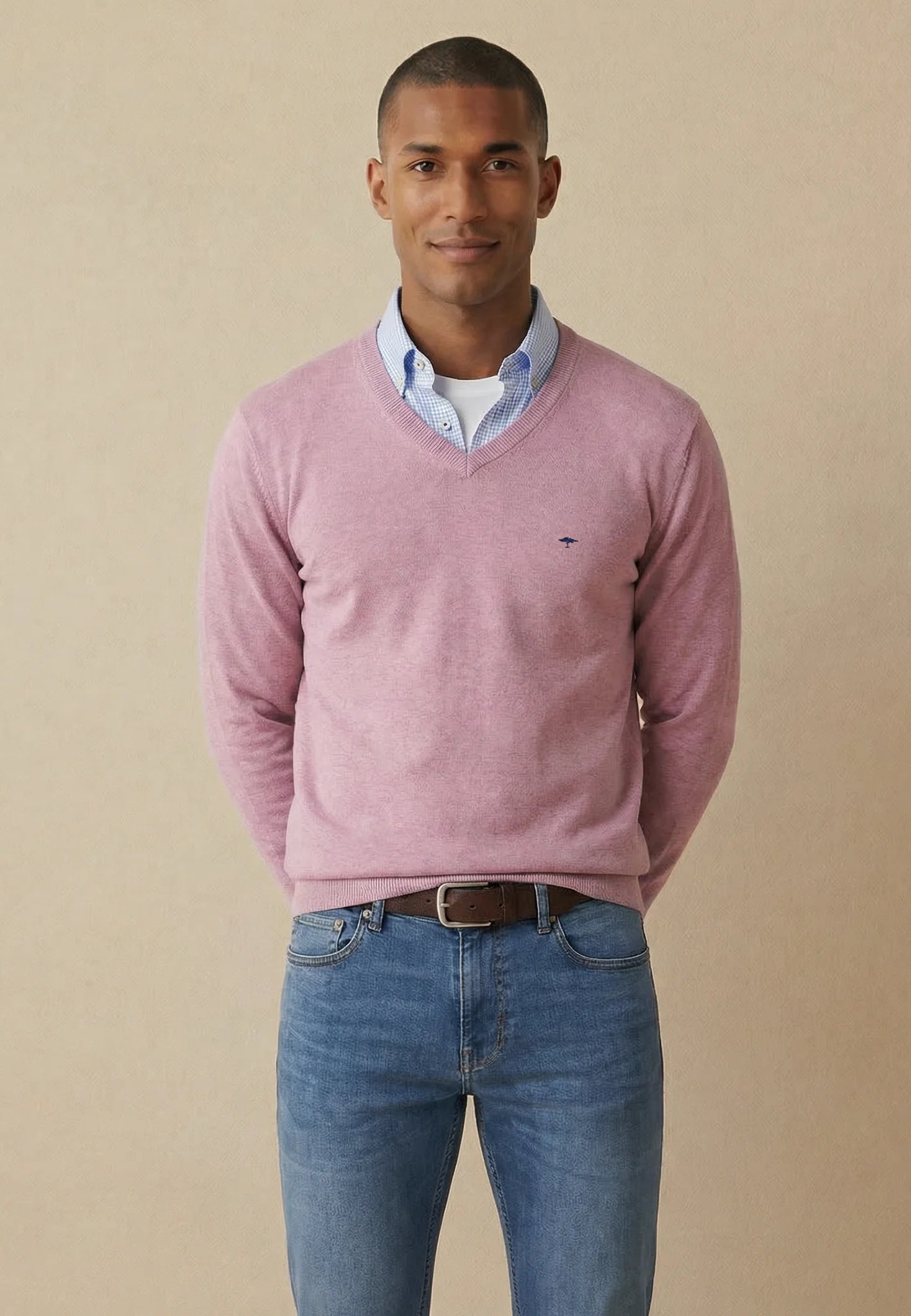 Pull en maille fine 100% coton à col en V magnolia - jusqu’au 4XL
