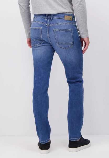 Tapered fit jeans