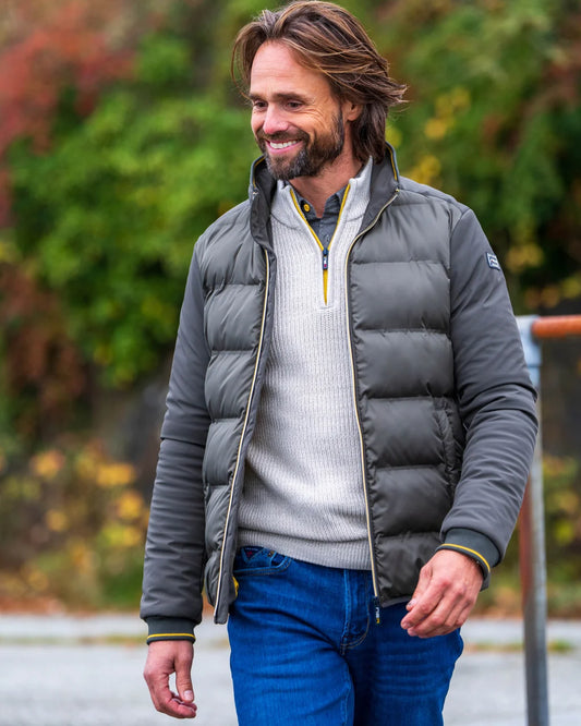 25HN811
Veste matelassée verte