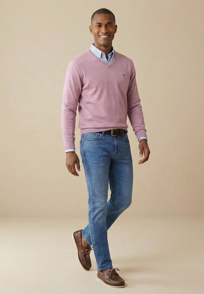 Pull en maille fine 100% coton à col en V magnolia - jusqu’au 4XL