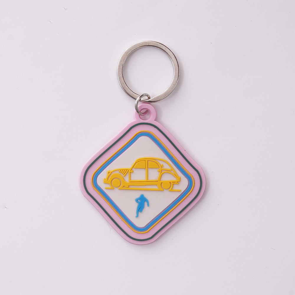LOT DE PORTE CLES & BADGE 2CV  TU  MULTICO