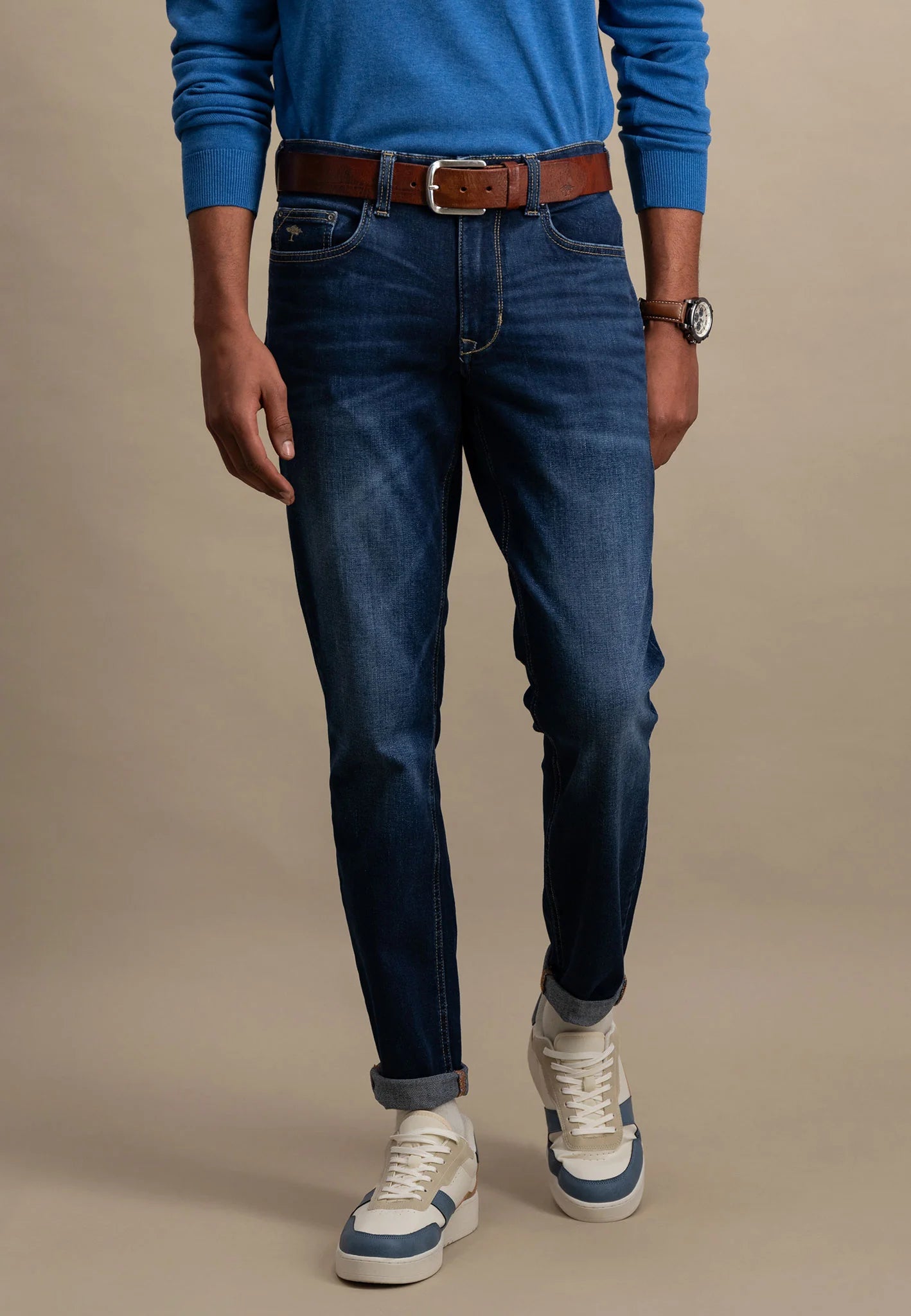 Tapered fit jeans